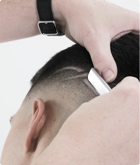 Fazendo corte de cabelo